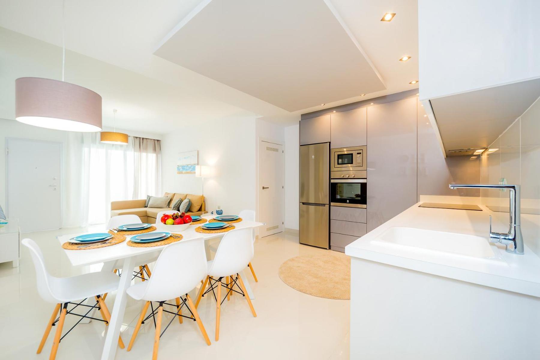 Luxurious 2 Bedroom Apartment Near The Beach Torre de la Horadada Rom bilde